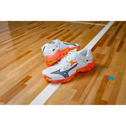 Mizuno Unisex Wave Lightning Z8 נעלי כדורעף גברים מיזונו ווייב לייטנינג