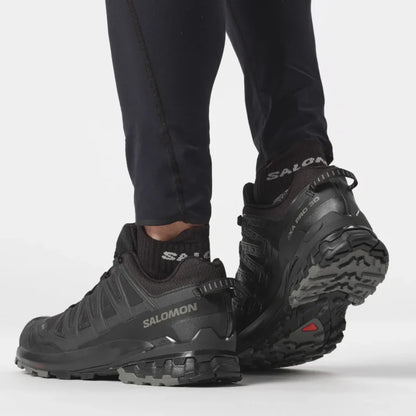 Salomon Men's XA Pro 3D V9 WIDE GORE-TEX נעלי הליכה שטח לגברים חסינות למים